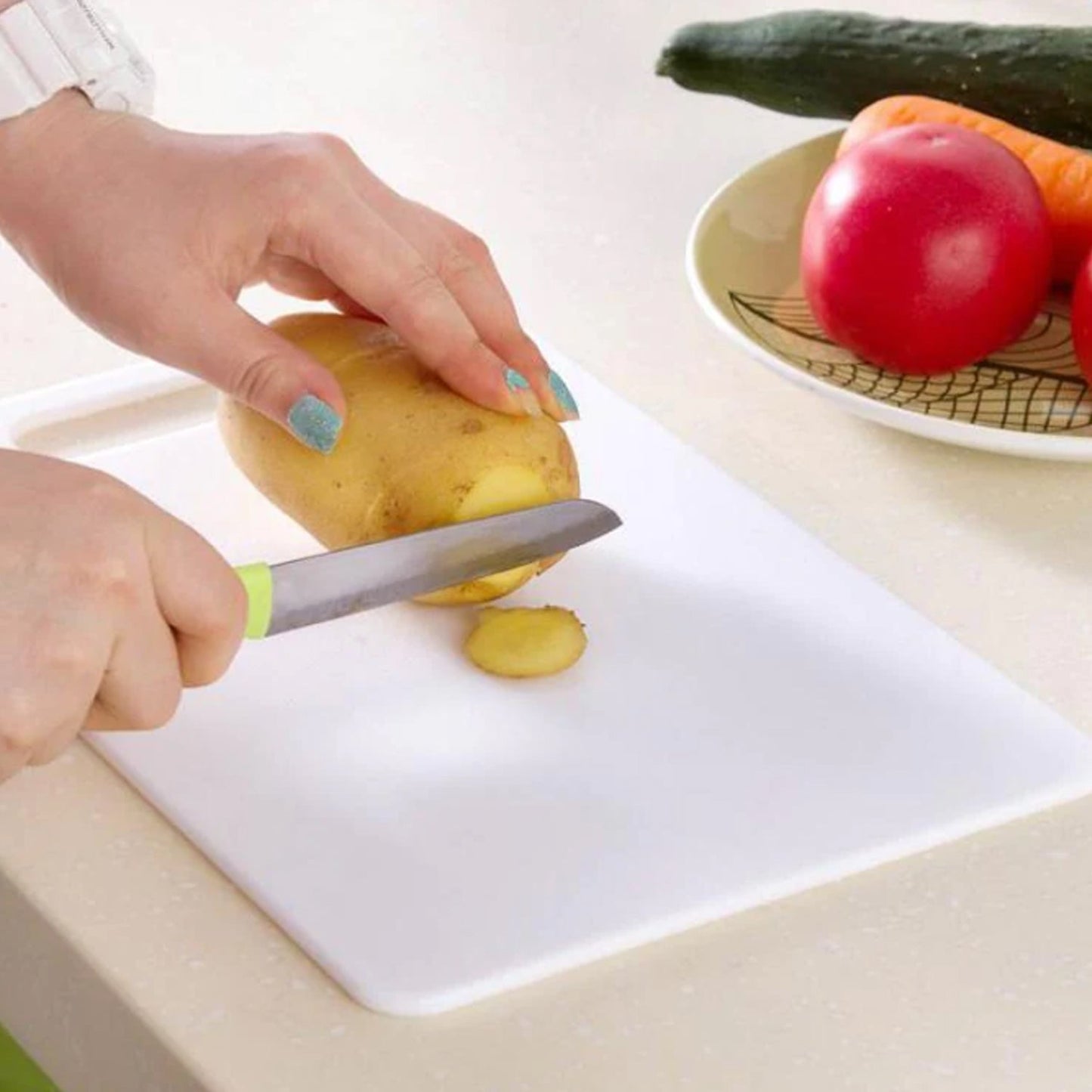 2080 KITCHEN SMALL CHOPPING BOARD CUTTING BOARD PLASTIC 