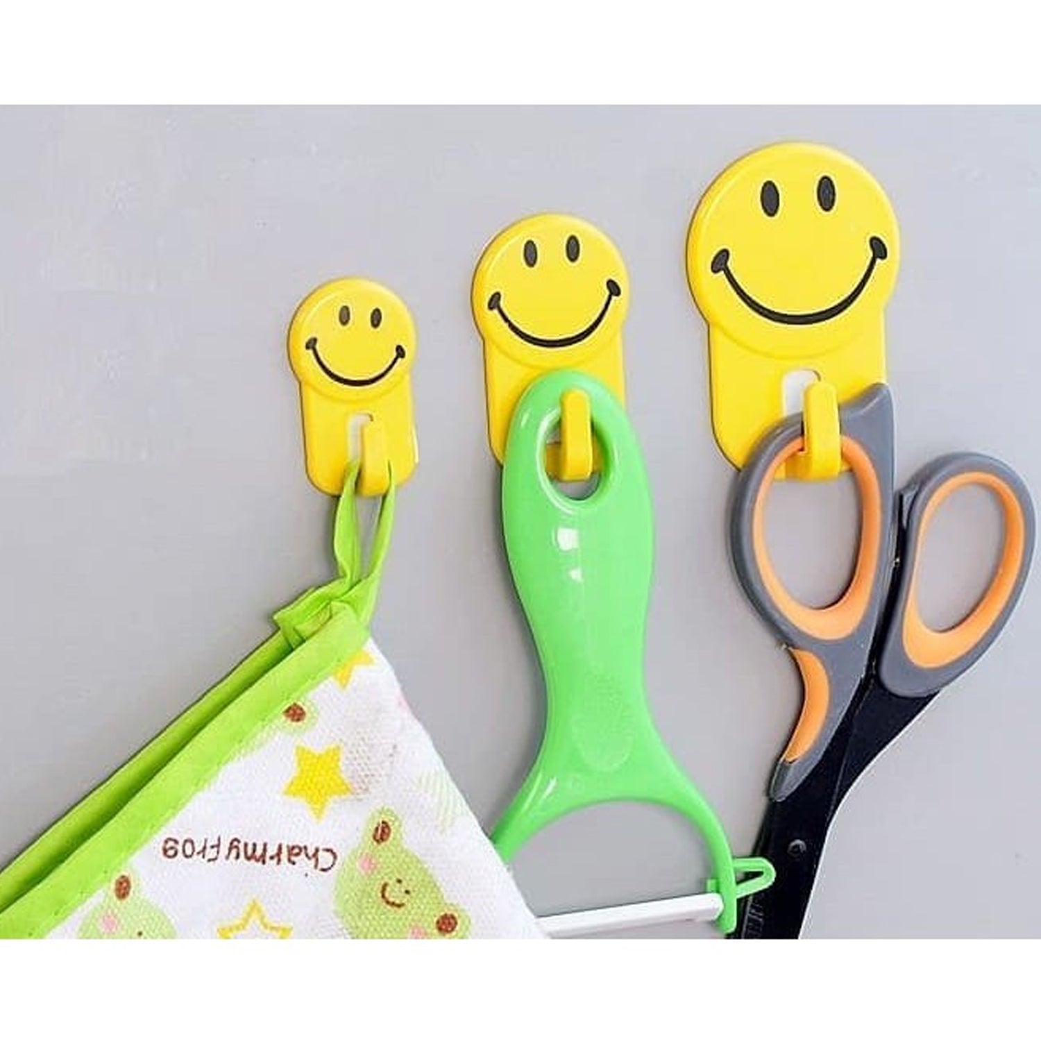 1702 3Pcs Self Adhesive Multipurpose Smiley Hooks For home Use 