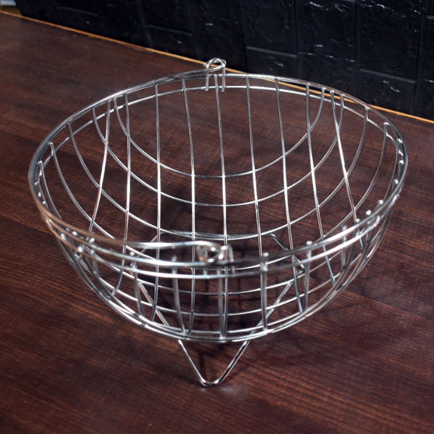 2742 SS Round Fruit Basket used for holding fruits as a decorative and using purposes in all kinds of official and household places etc. 