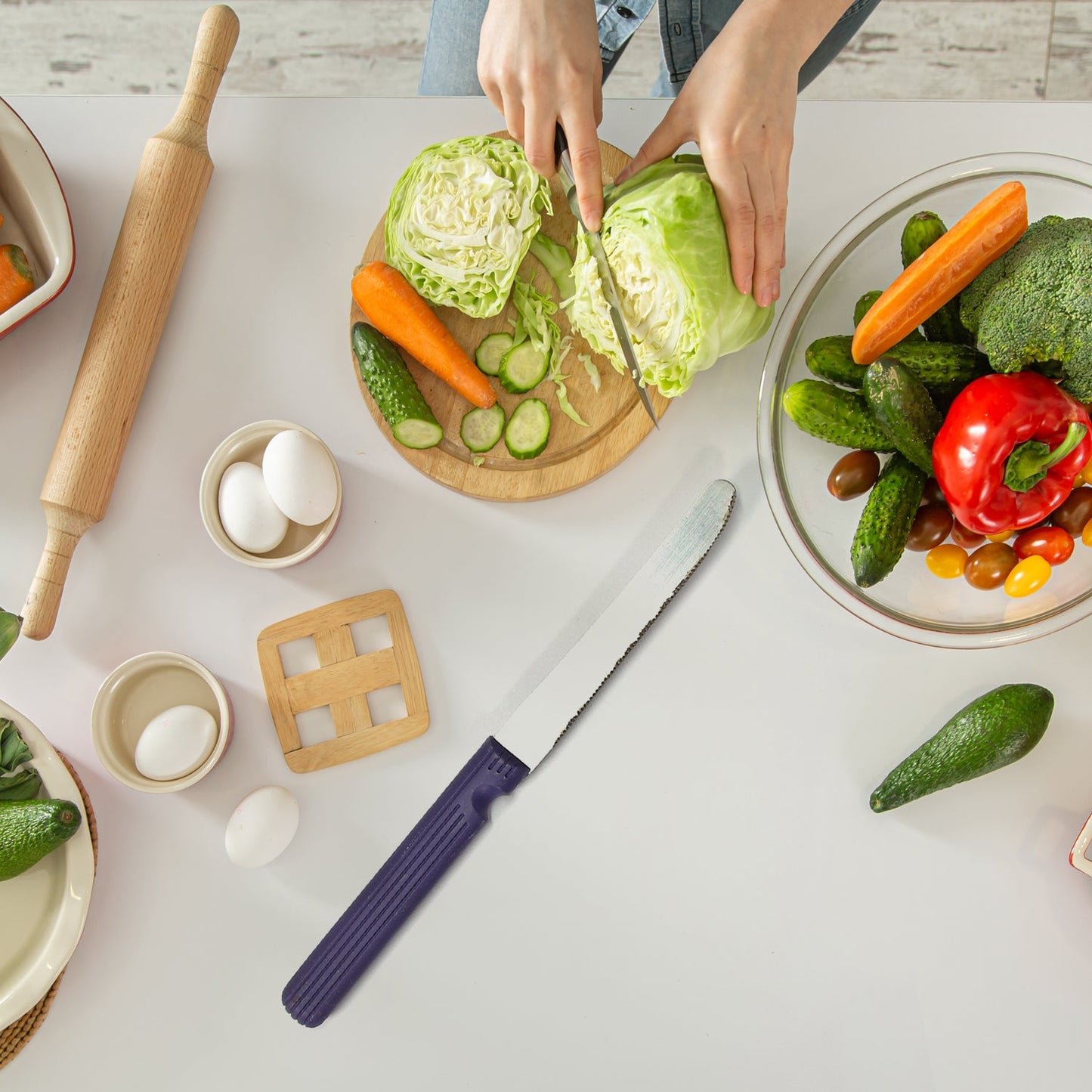 2109 Stainless Steel, Vegetable, Pizza and Bread Knife, Serrated Edge. 