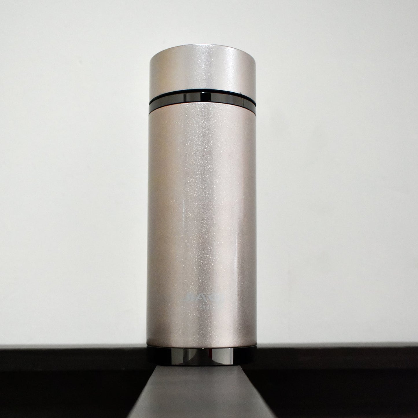 6422 Stainless Steel Bottle used in all households and official purposes for storing water and beverages etc. 