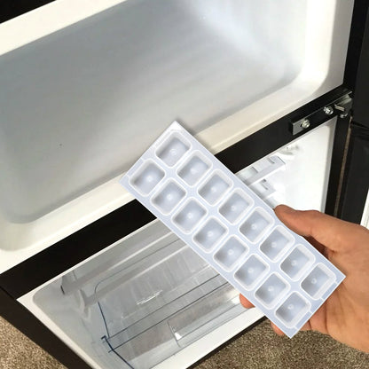 2982 16Cavity Plastic Ice Cube Tray ice Maker Mold for Freezer. 